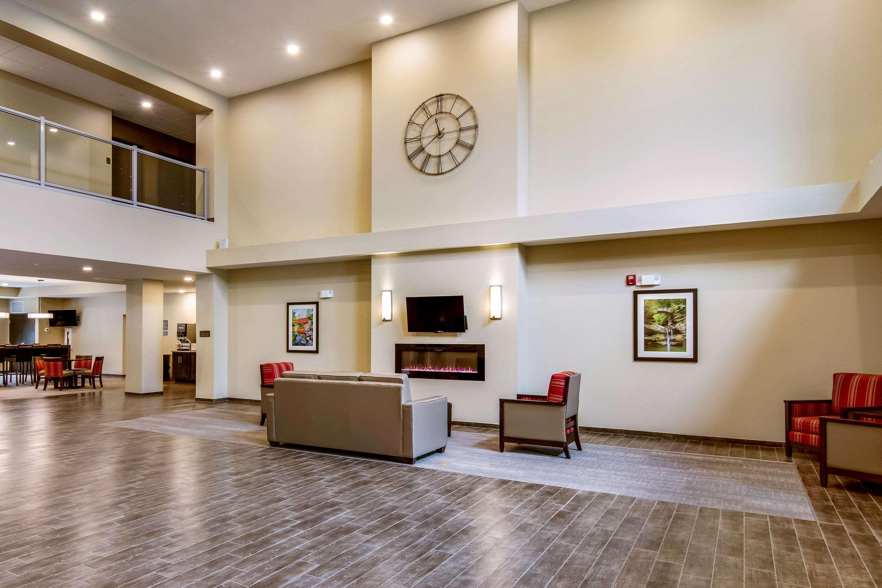 Comfort Suites Wooster Near University Campus Eksteriør billede
